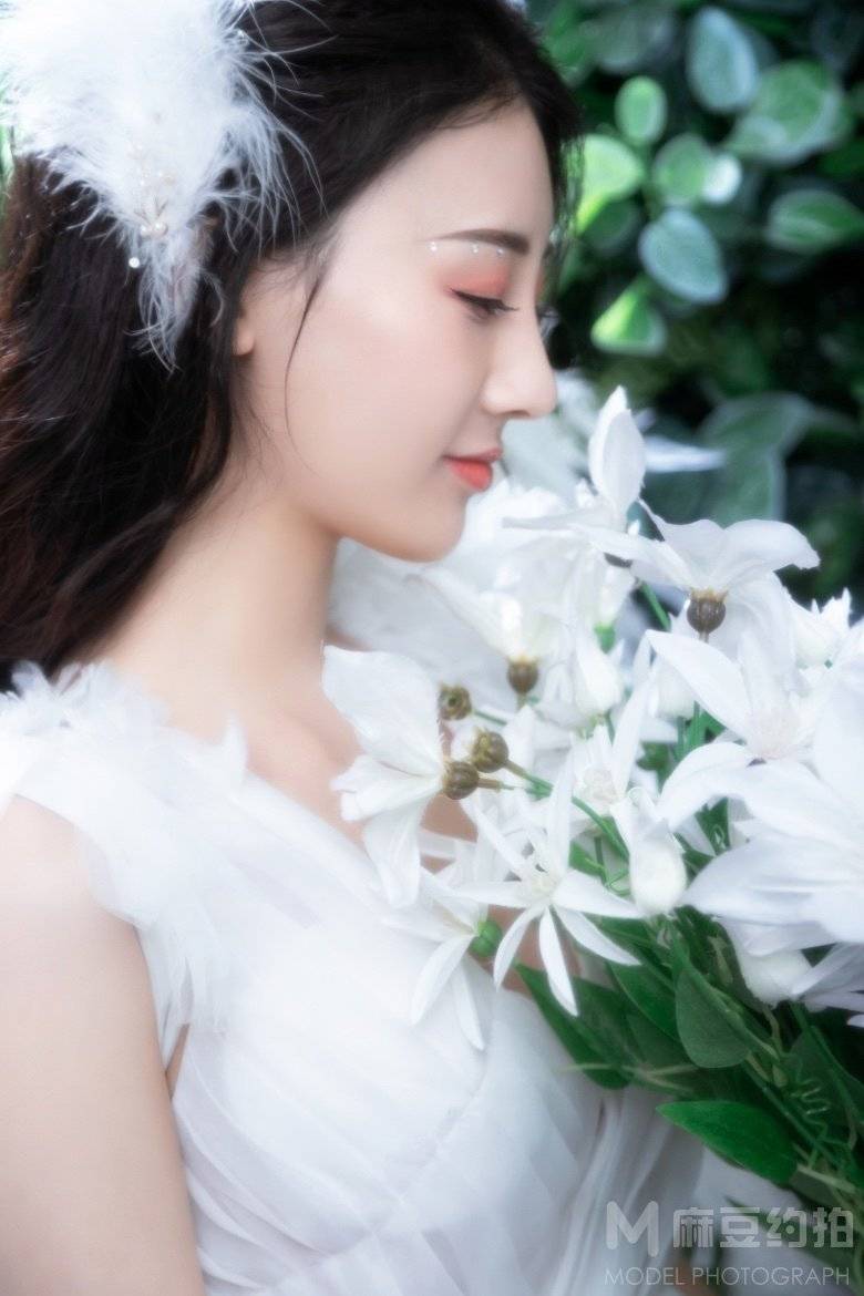 清新模特