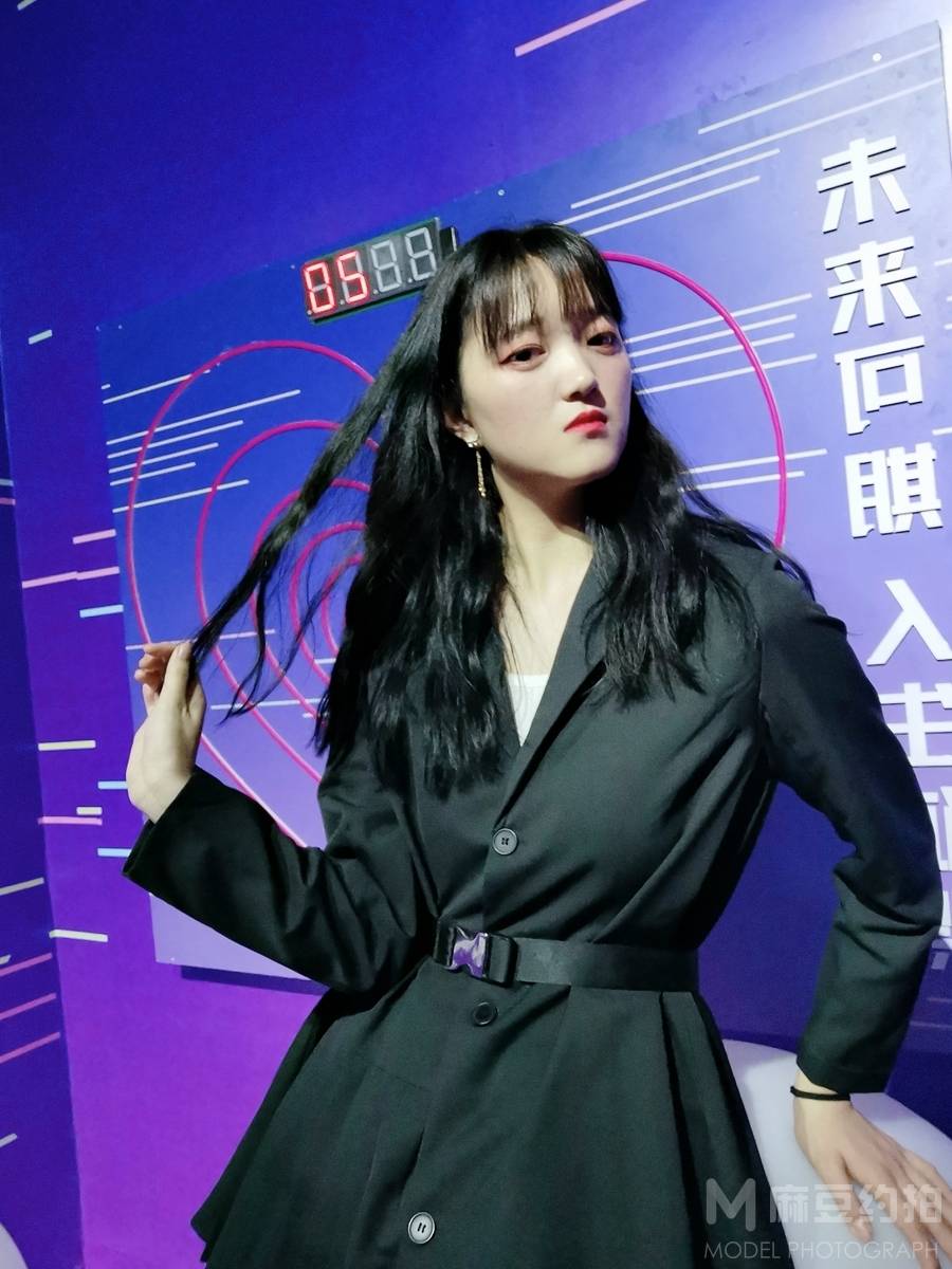 清新模特