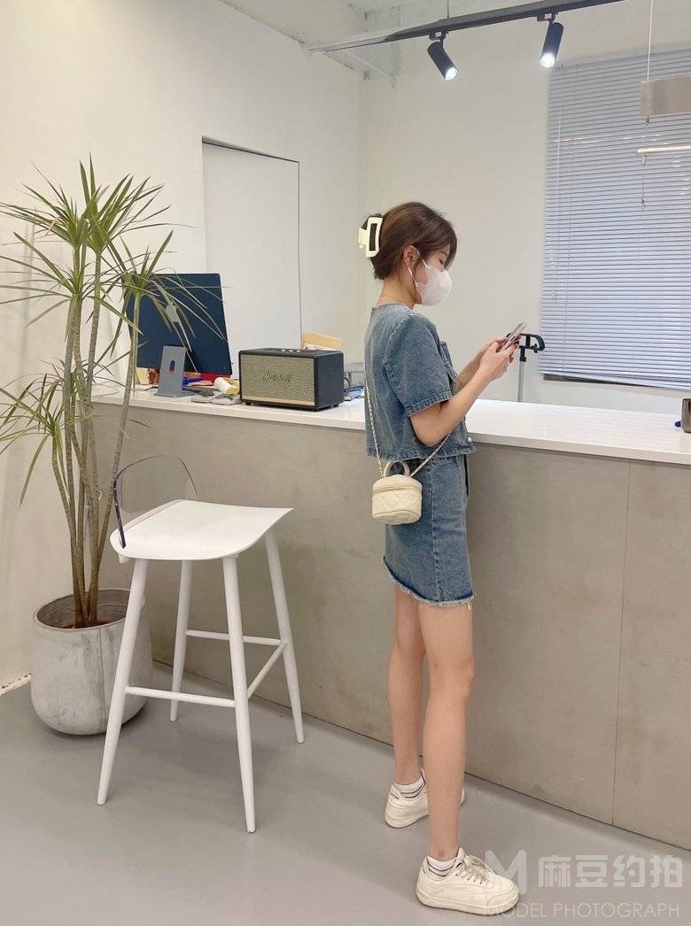 清新模特