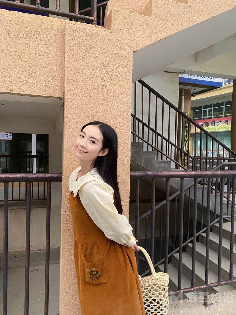 清新模特