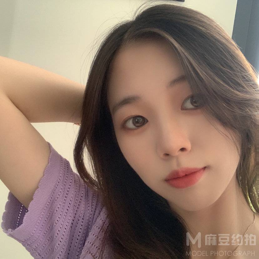 纪实模特