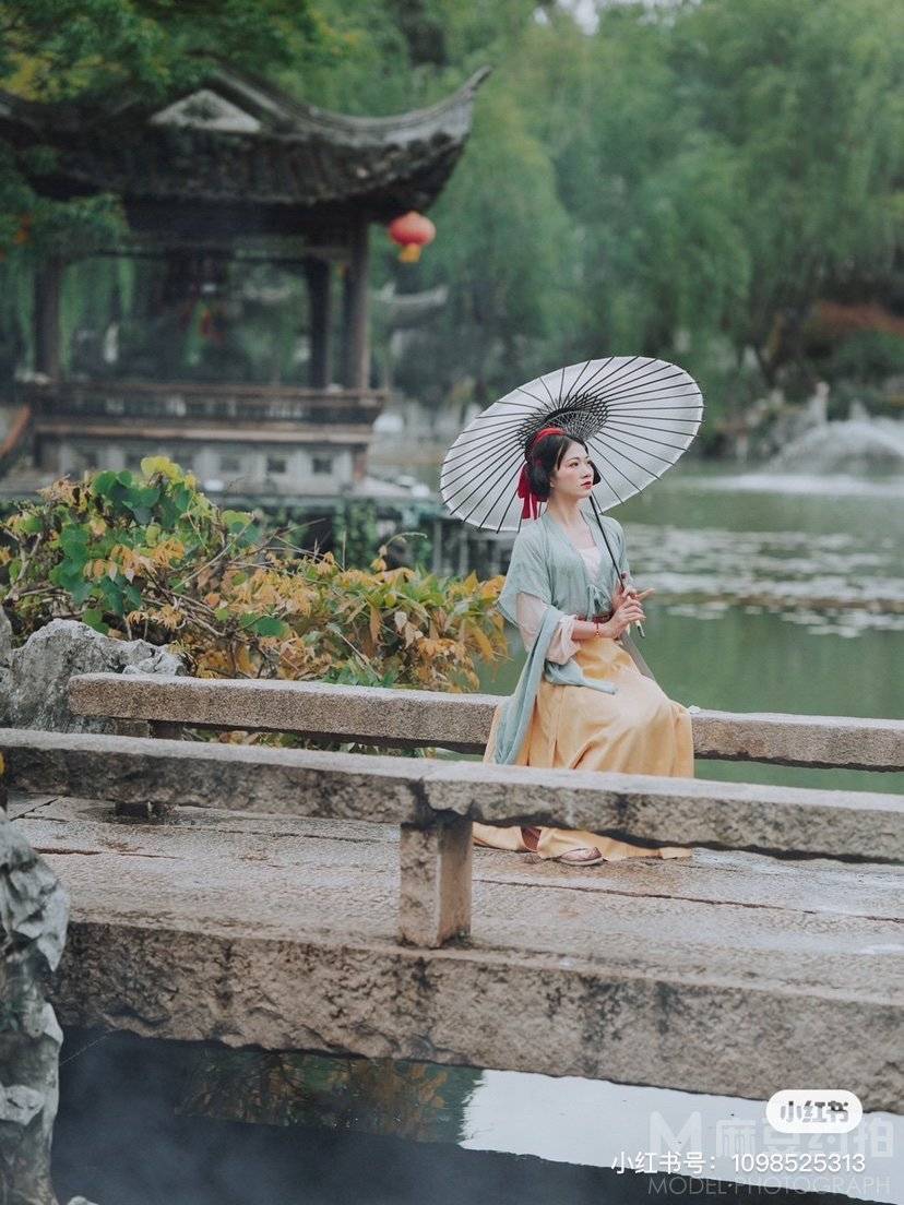 汉服模特