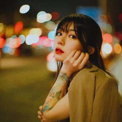 情绪模特