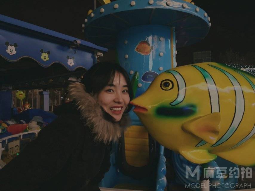 夜景模特