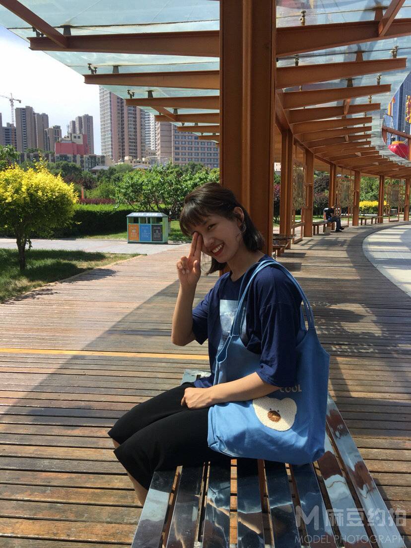 清新模特