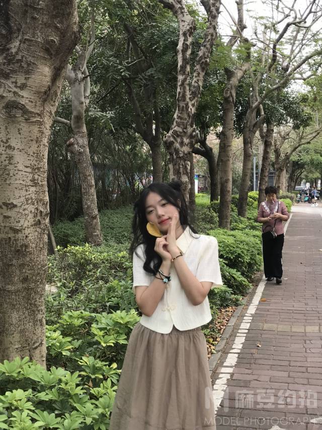 清新模特