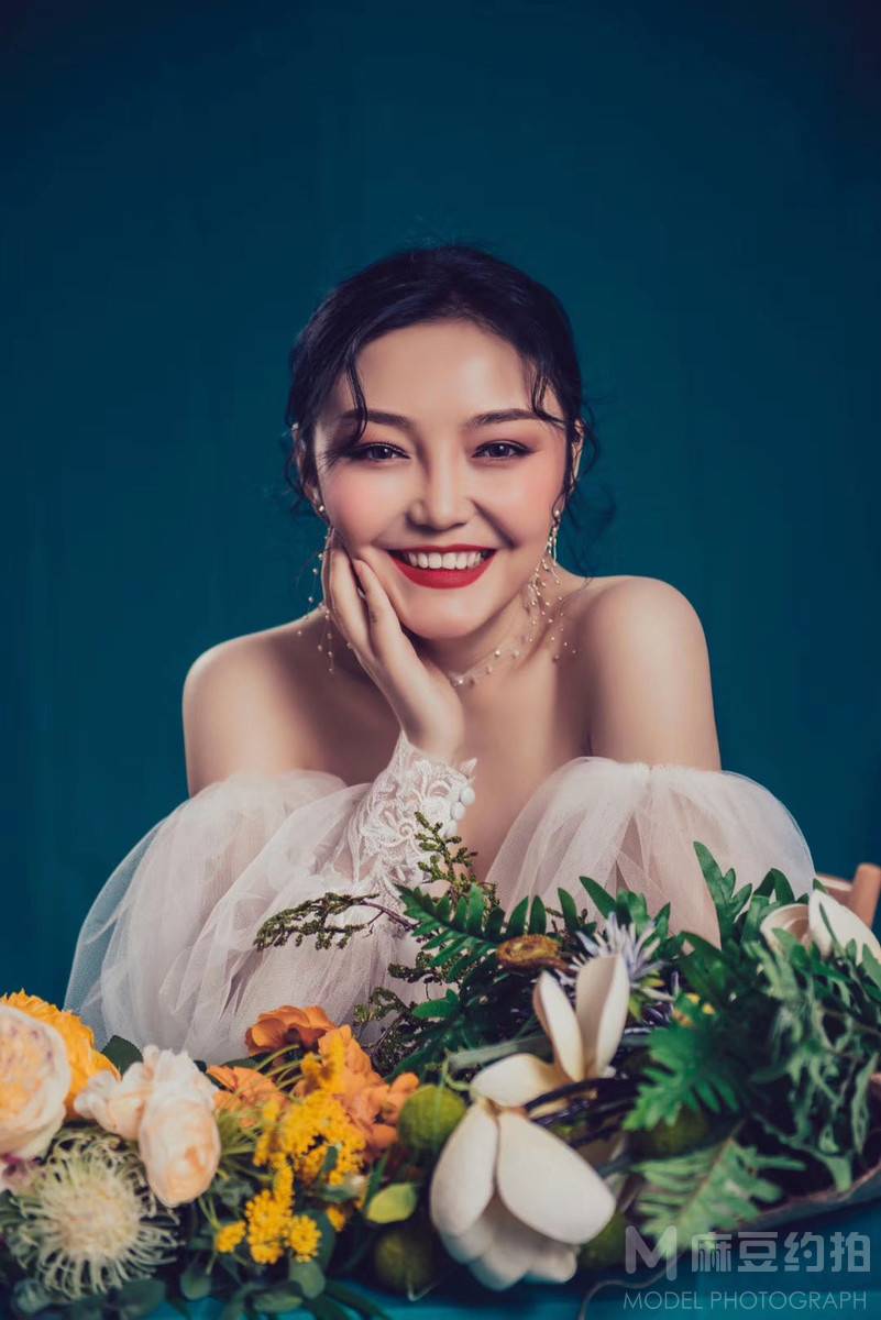 妆容模特