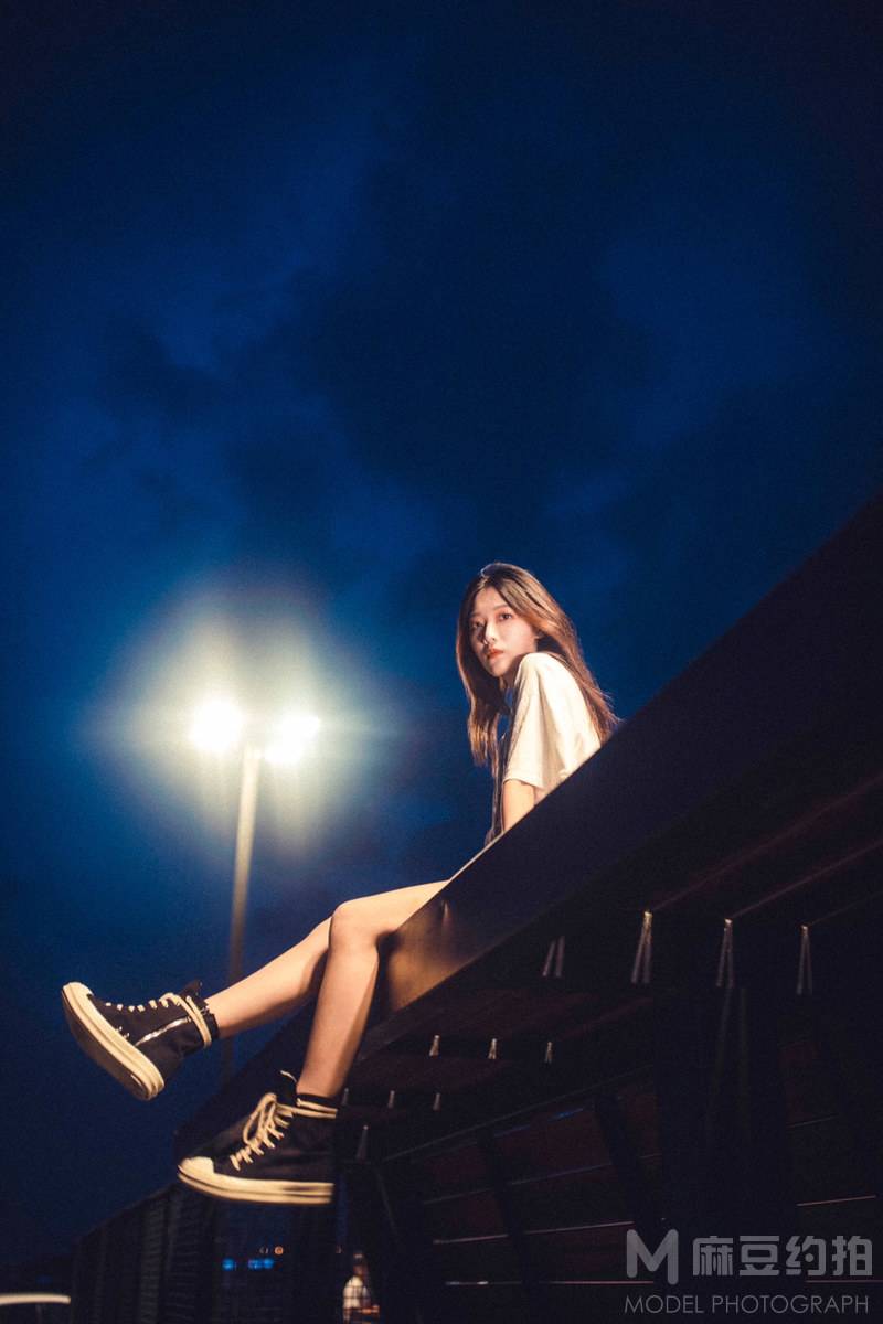 夜景模特