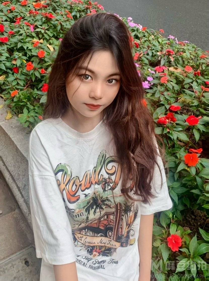 校园模特