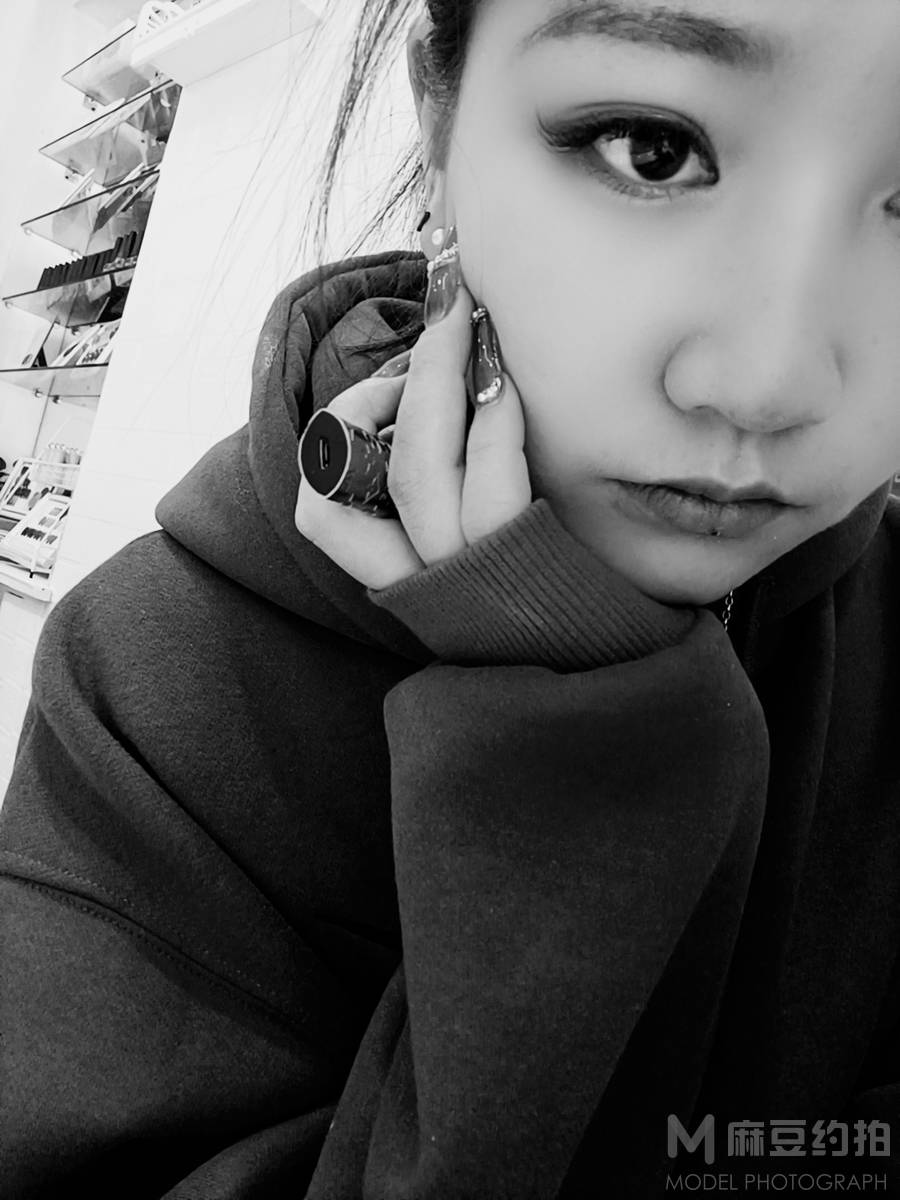 暗黑模特