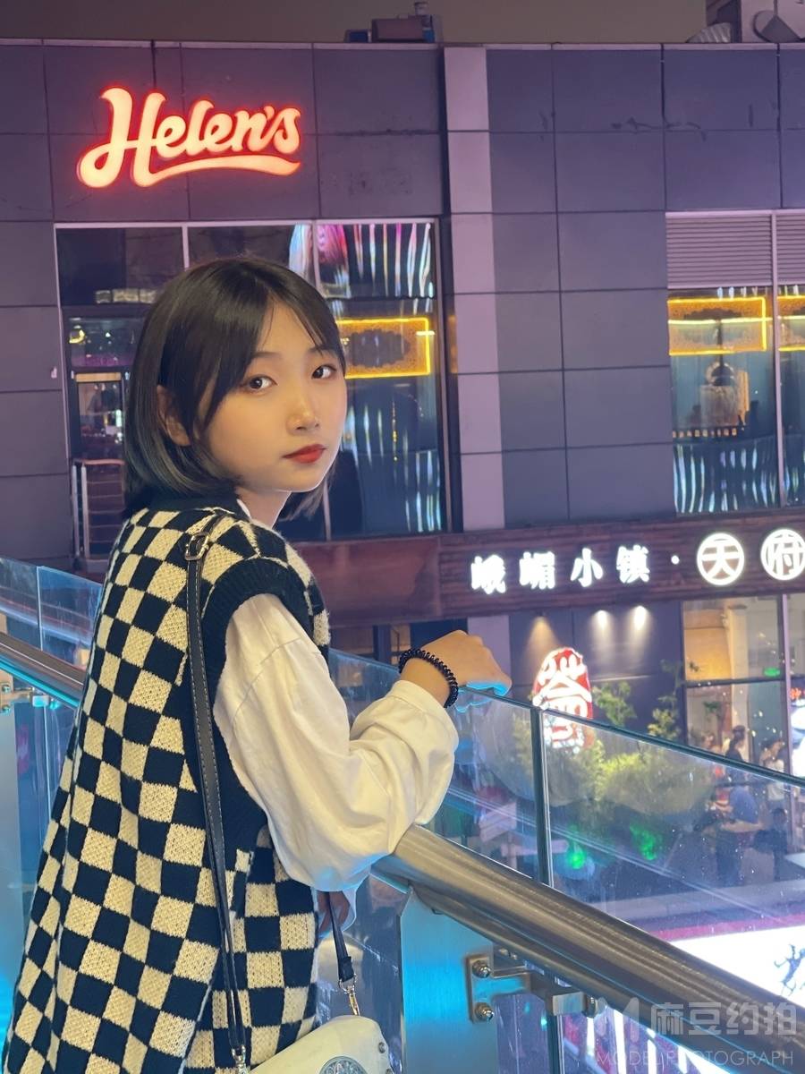 清新模特