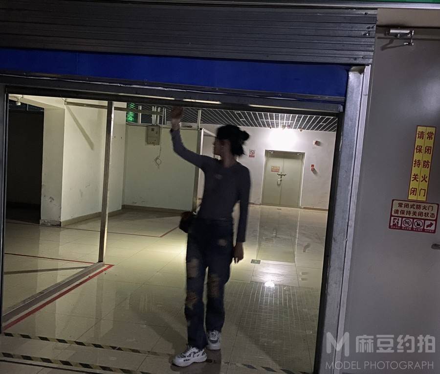 纪实模特