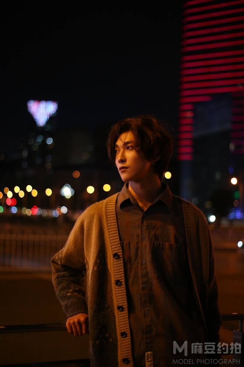 夜景模特