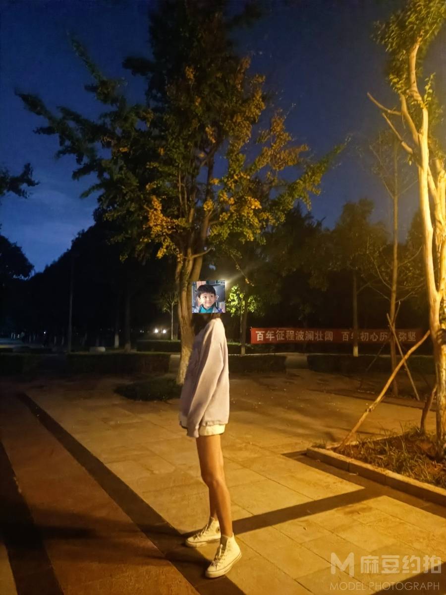 胶片模特