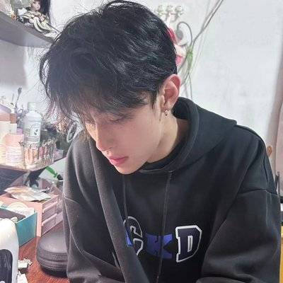 黑白模特