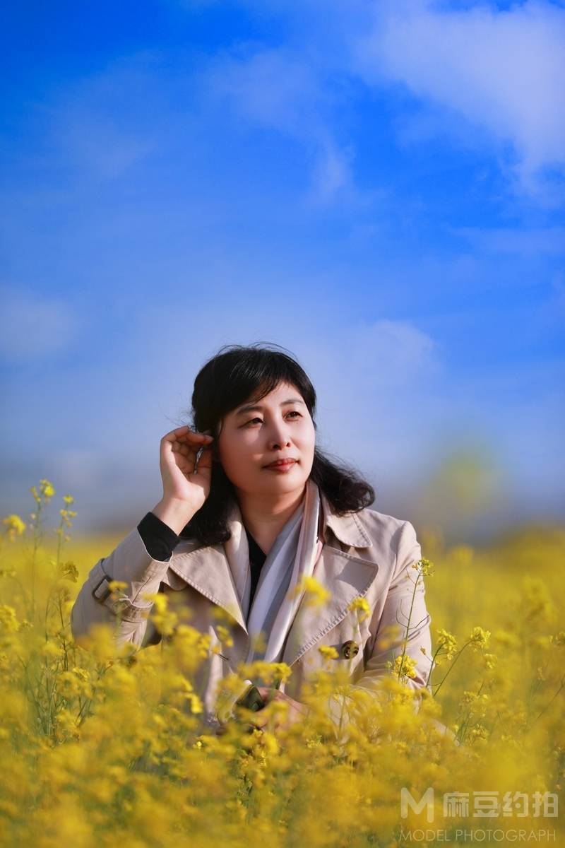 妆容模特