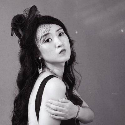 黑白模特