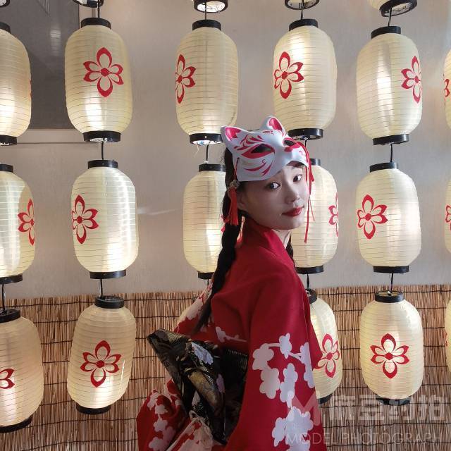 民国模特