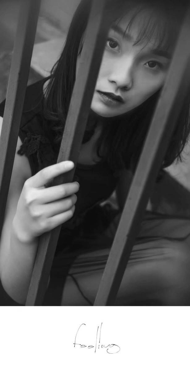 黑白模特