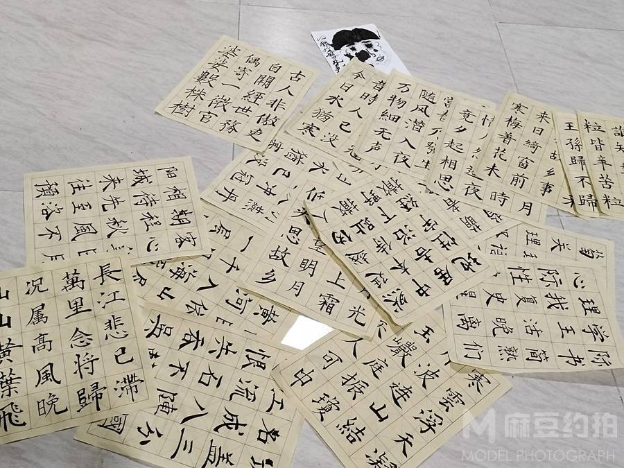 少女模特