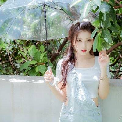 清新模特