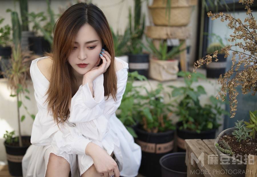 情绪模特