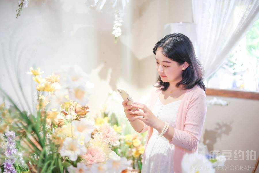 清新模特
