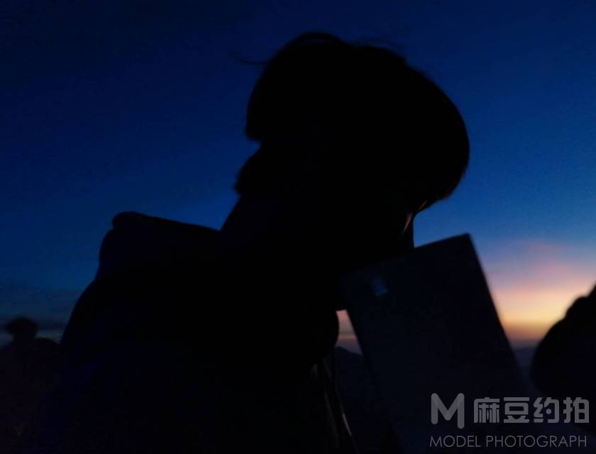 情侣模特