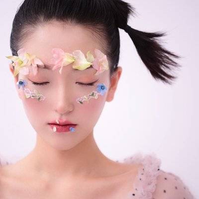 妆容模特