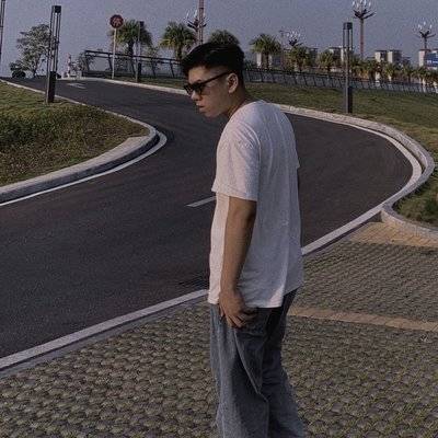黑白模特
