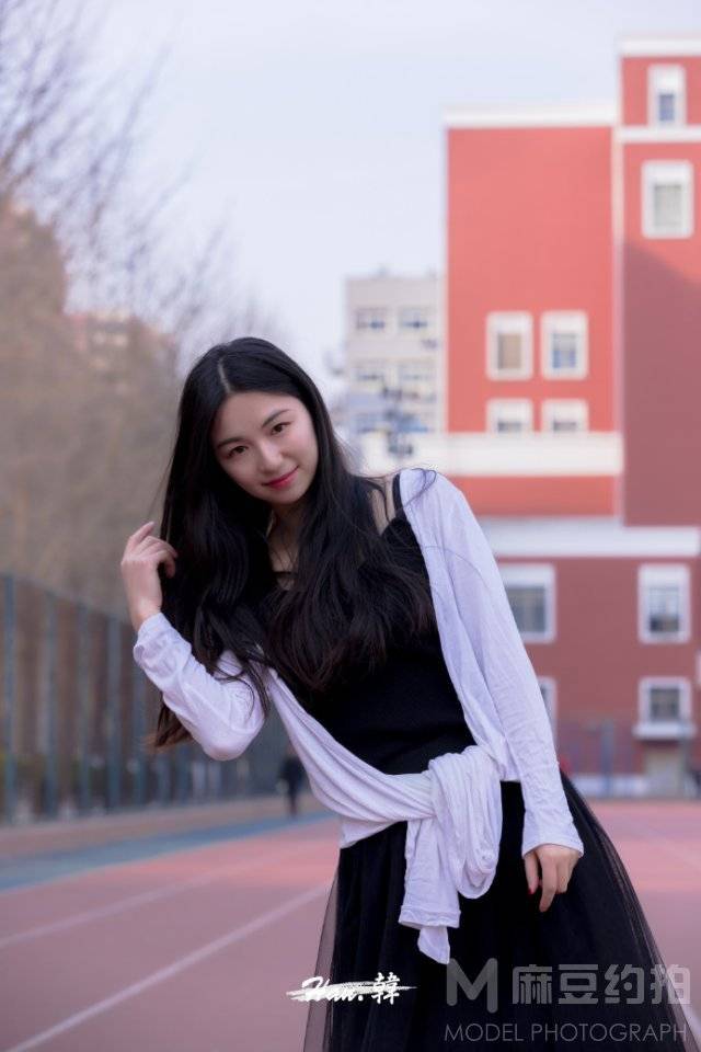 校园模特