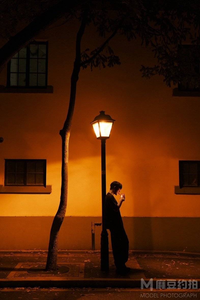 夜景模特