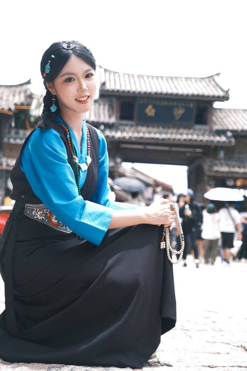 汉服模特