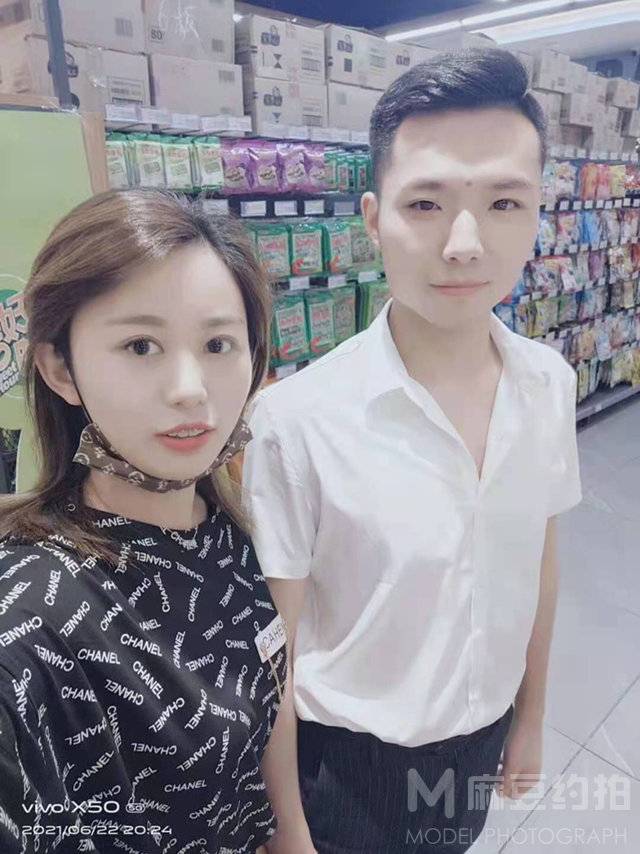 情侣模特