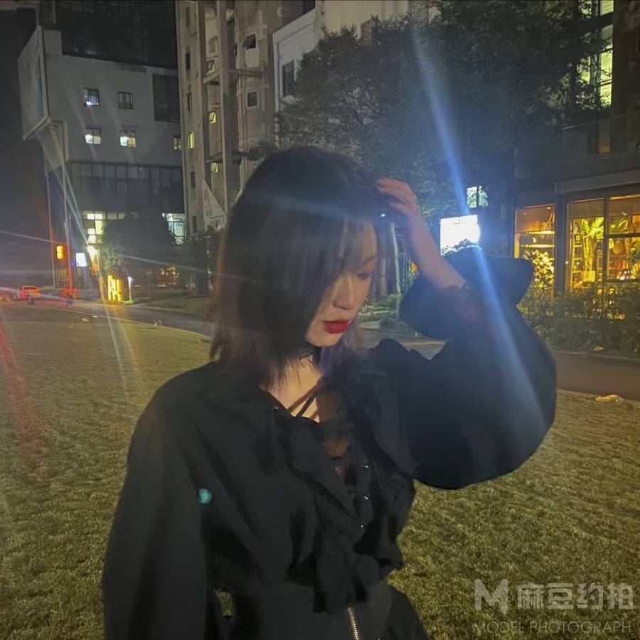 暗黑模特