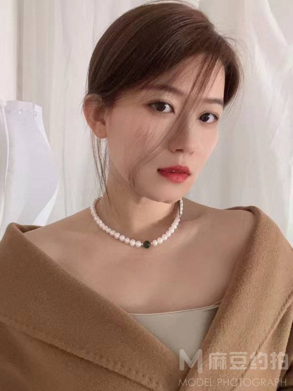 宝丽来模特