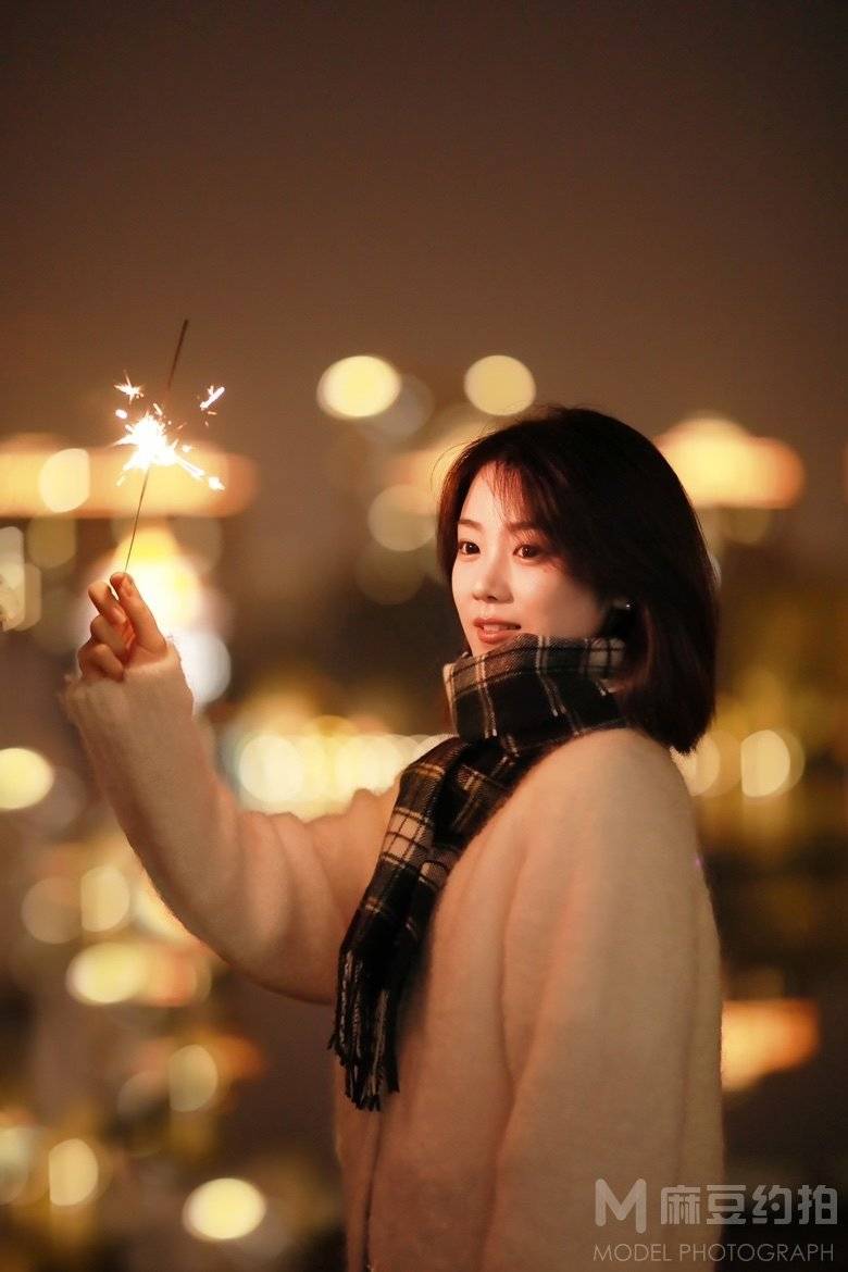 夜景模特