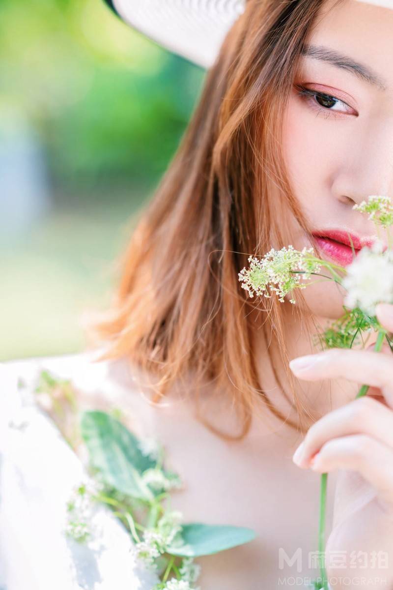 清新模特