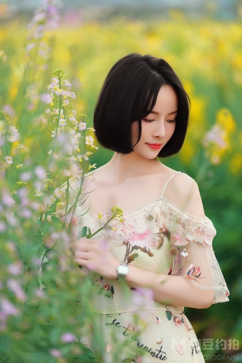 清新模特