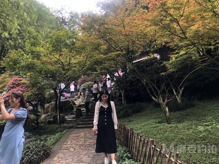 黑白模特