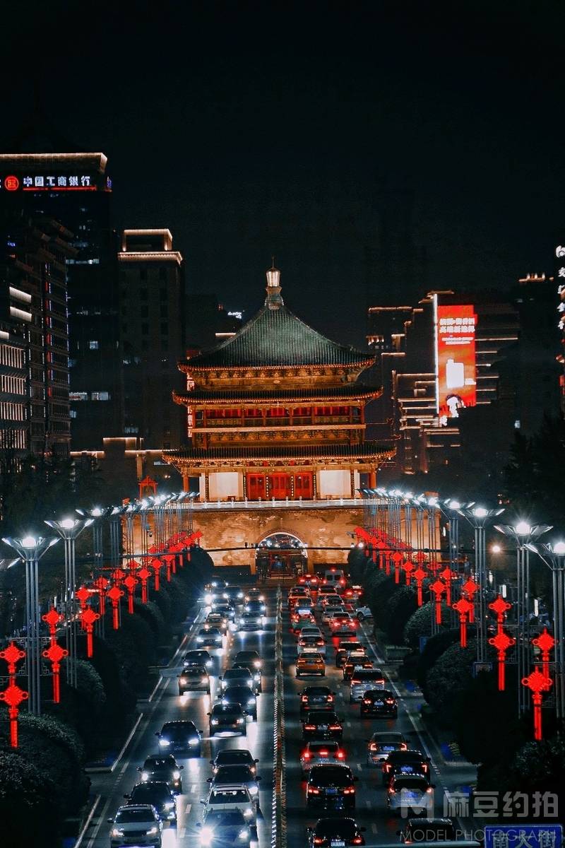 夜景模特