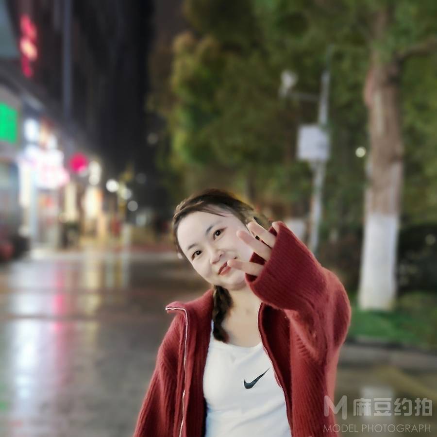 夜景模特