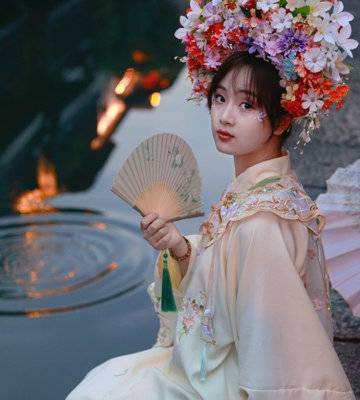 汉服模特