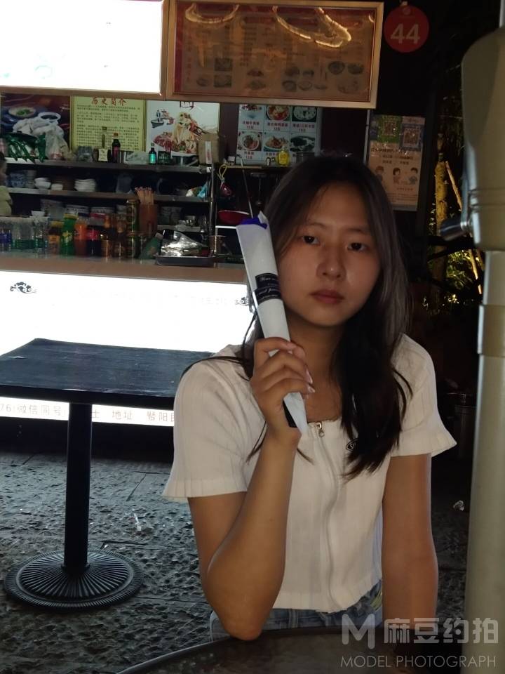 纪实模特