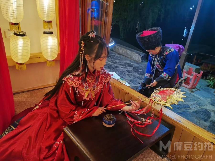 妆容模特