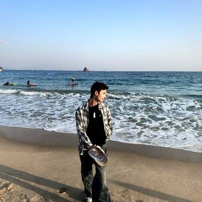 黑白模特