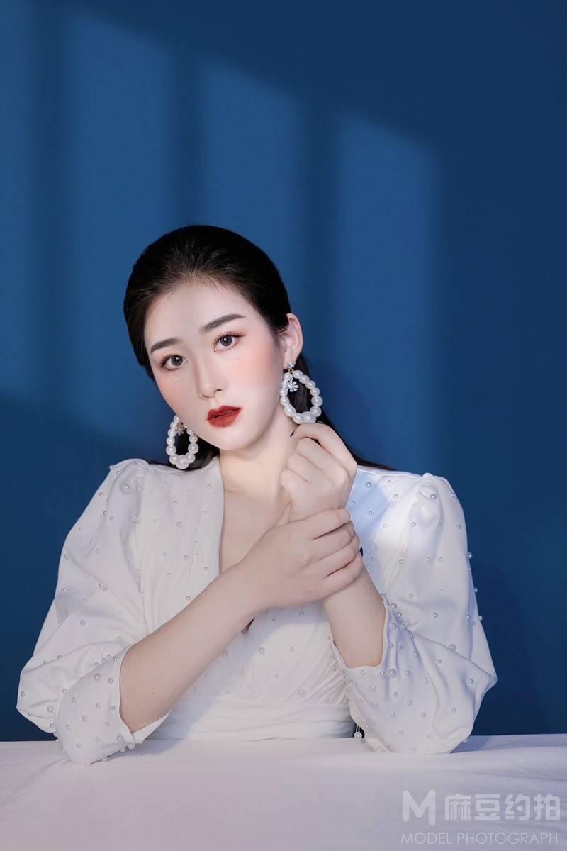 妆容模特