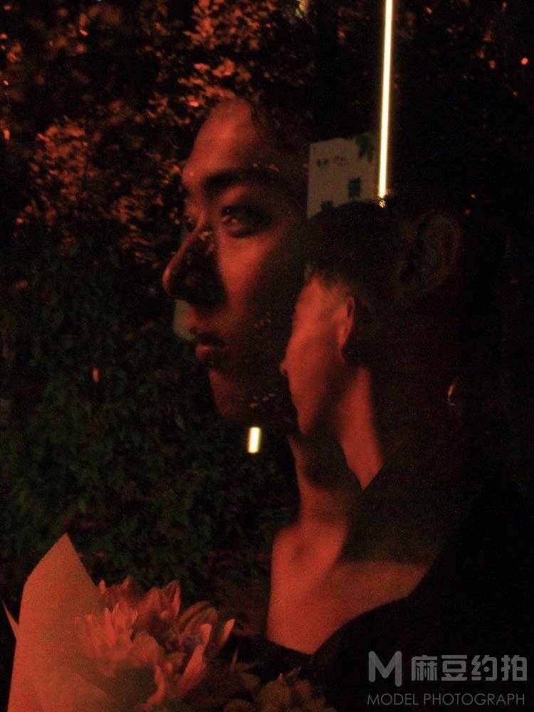 情侣模特