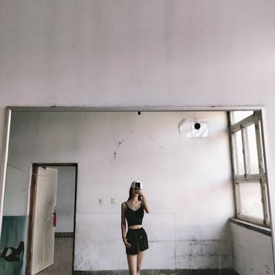 宝丽来模特
