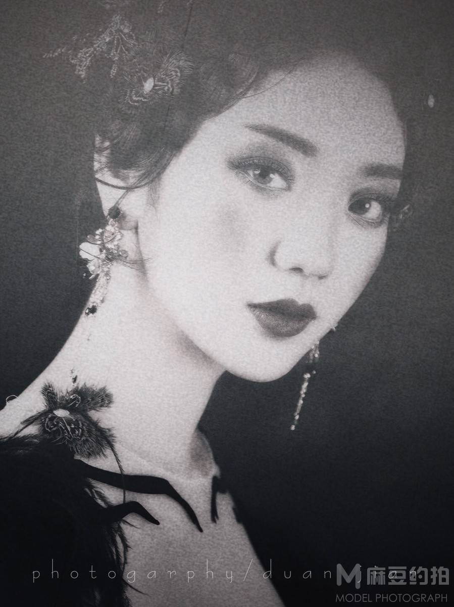 情绪模特